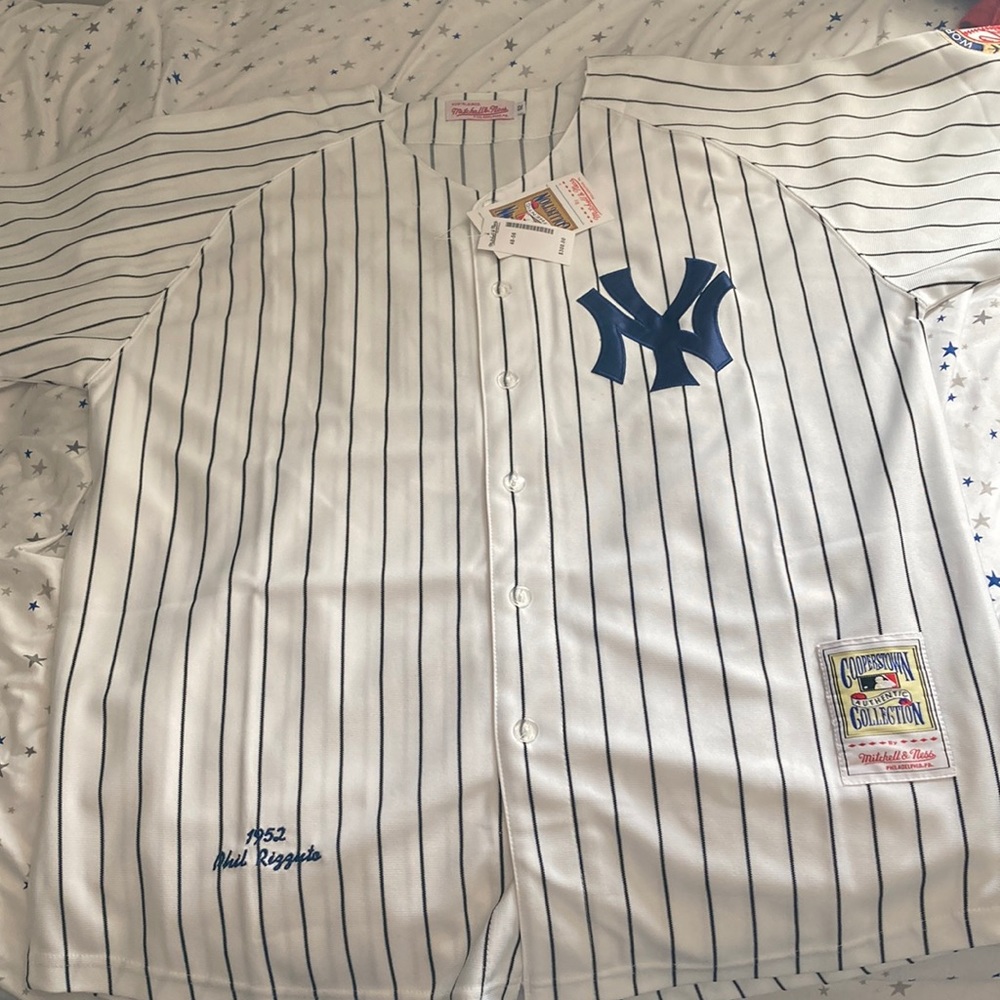 brand new Yankees T-shirt